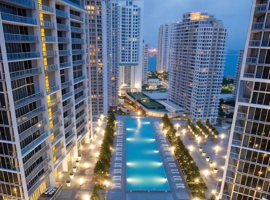 W Hotel Luxury High Rise Miami Bagian luar foto